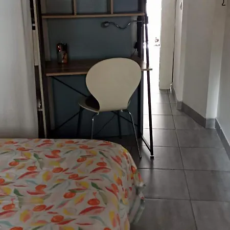 Maison De Village Nyaraló *